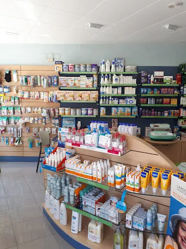 Farmacia Farmàcia Maria Tibau
