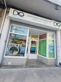 Farmacia Lcda. A. Alonso Álvarez.