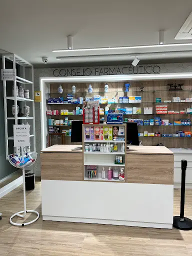 Farmacia Pérez Y Nartallo C.b.