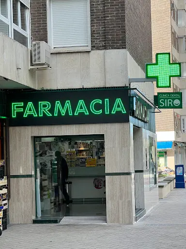 Farmacia Avenida El Ferrol 25 (lda. Hengameh Danesh)