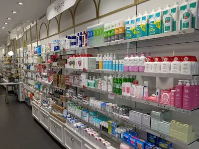 Farmacia Conde Duque - Abierta 12 Horas -