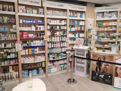 Farmacia Fernando El Católico 10