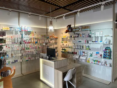 Farmacia Las Suertes 98