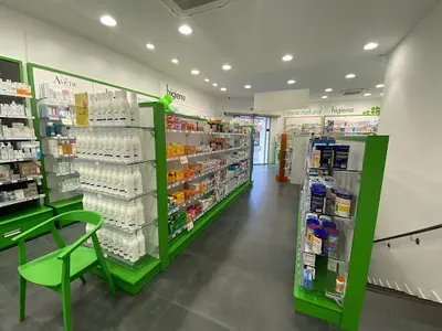 Farmacia Trébol Guzmán El Bueno