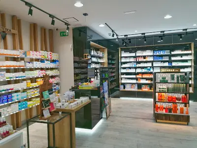 Farmacia Clara Campoamor