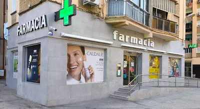 Farmacia 13horas C/gaucín 32