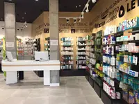 Farmacia Amiga Borges 31 Abierta 365 Días