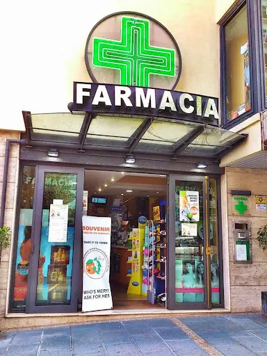 Farmacia Parafarmacia Homeopharma Lab en Marbella. Lda. Consuelo Pérez