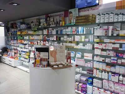 Farmacia Farmàcia Pol Farré I Altarriba