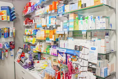 Farmacia Farmàcia Mestres - Montbrió Del Camp