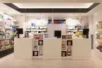 Farmacia Rebullón (lda. Leonides Vázquez Fernández Y Lda Alba Erea Rodríguez Vázquez))