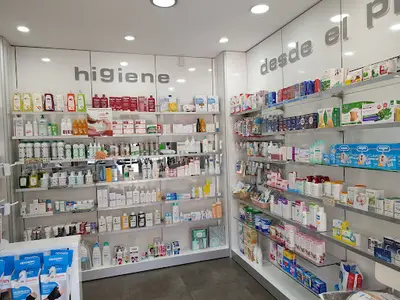 Farmacia en Móstoles Nuria Pérez Ruiz. Parafarmacia.