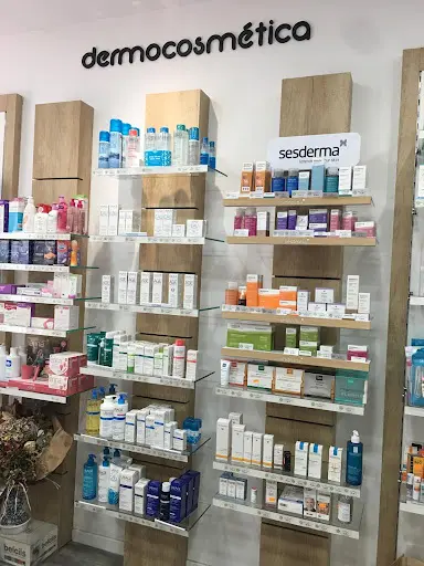 Farmacia Villafontana. Lda. Belén Menéndez Nieto. Móstoles