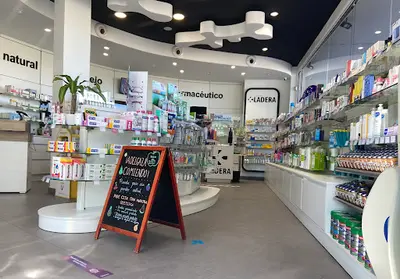 Farmacia Ladera (carmen Lorente Robles)
