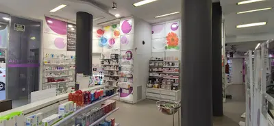 Farmacia Mora Flores