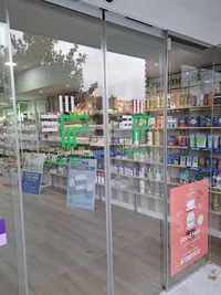 Farmacia la Doctora 15, Ldo. Jorge Sánchez González