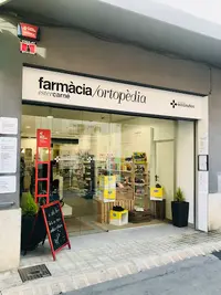 Farmacia Ester Carné