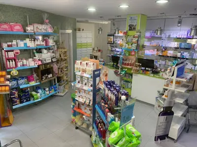 Farmacia Almudena González Juárez