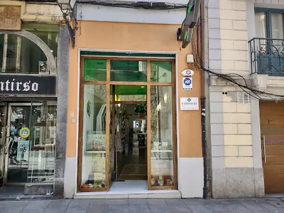 Farmacia Lucía León Vázquez