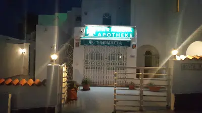Farmacia Esquinzo - Lcda. María Teresa Herrera García