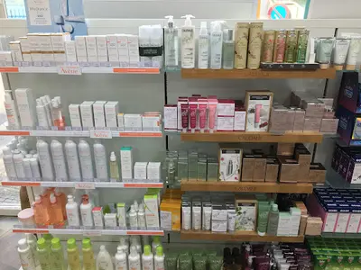 Farmacia Farmàcia Òptica Mendieta Fiter, Antoni
