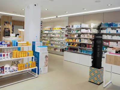 Farmacia Son Sardina Lda. Aina Castanyer Fe