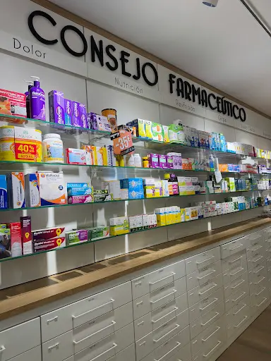 Farmacia Vázquez | Óptica Vázquez | Centro Auditivo Audiología - Farmacia en Pilas | 365 Días Abiertos