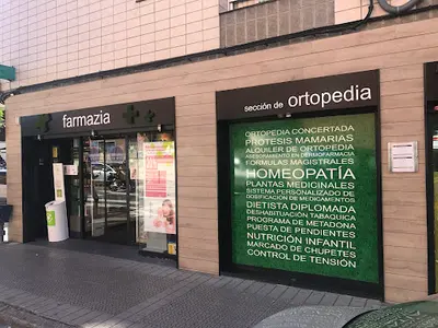 Farmacia Farmacia-ortopedia Frente Ambulatorio Repelega(ldo Juan Del Carre)