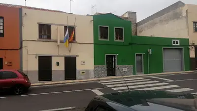 Farmacia Las Dehesas. Lcdo. D. Luis Marrero Rodriguez
