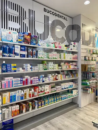 Farmacia Rambla (ldo. Pau Mola Gelada)