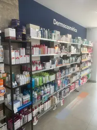 Farmacia Egea // Parafarmacia - Farmacia - Lda. Mª Luz Egea