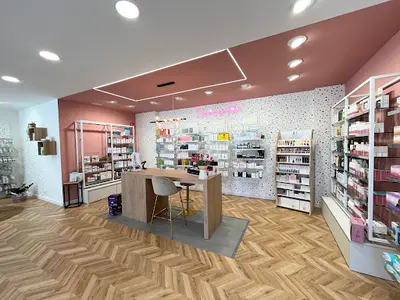 Farmacia Farmàcia Xènia Juan