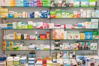 Farmacia Plaza de la Catedral Lcda. Elena Pardillo Delgado