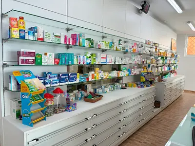 Farmacia Lcda. Laura Hernández Sánchez