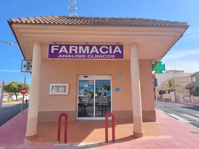 Farmacia Jiménez Cervantes, m'Carmen