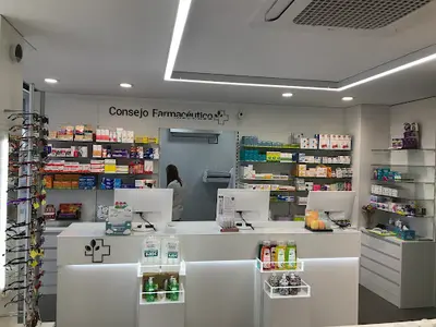 Farmacia Camps Blancs