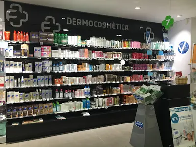 Farmacia Farmàcia Capell Montclar