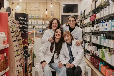 Farmacia Farmàcia Traveria