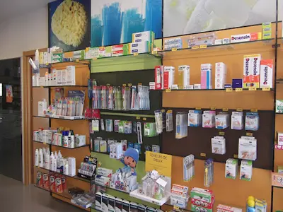 Farmacia Farmàcia Sant Quintí