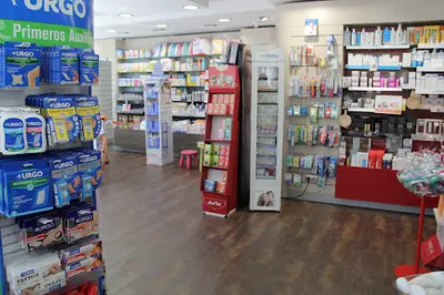 Farmacia Farmàcia Isabel Molina