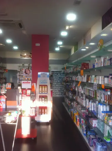 Farmacia Bellavista Virgen de Valme. Julio Illanes