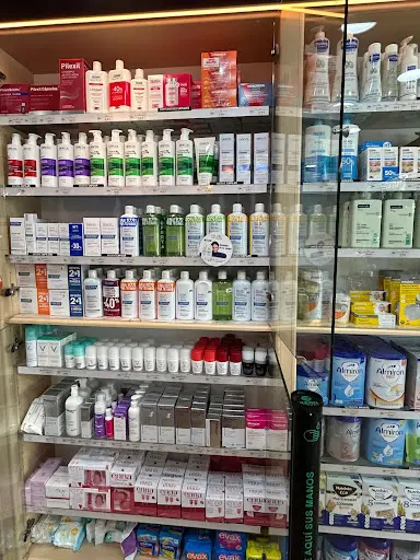 Farmacia Mena Dos - Farmacia en la Macarena