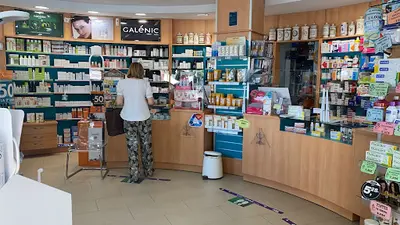 Farmacia-óptica Navarro Mariscal C.b.