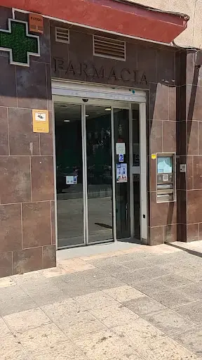 Farmacia Sarah Villamor Urban