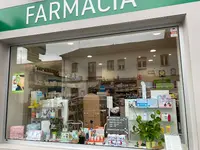 Farmacia Lieres (lcda. Ángela Bárcena García)