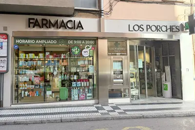 Farmacia Los Porches (farmacia Ana Cabezón García)