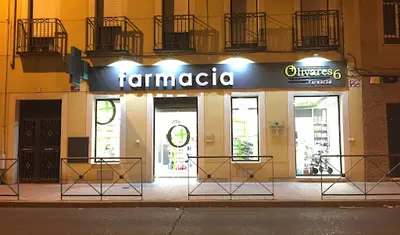 Farmacia Olivares 6. Lda. María Pilar Zofío Ruiz de Adana