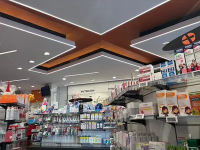 Farmacia El Calero - Javier Monzón Pulido.