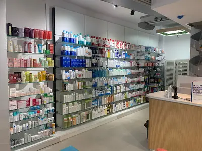 Farmacia 24h Abadía Hospital - Ldo. Jorge Capitán Sánchez