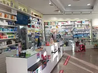Farmacia Óptica Budapest. Multiópticas